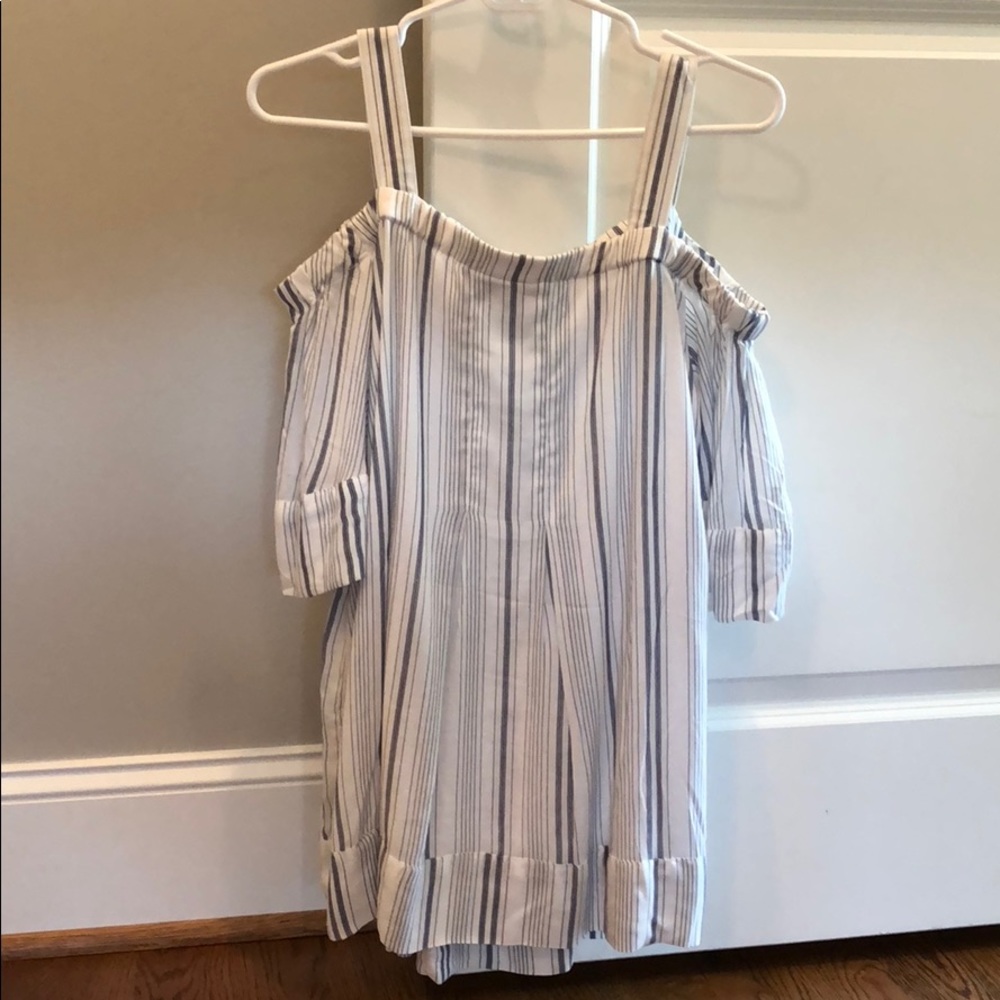 Off the shoulder maternity blouse